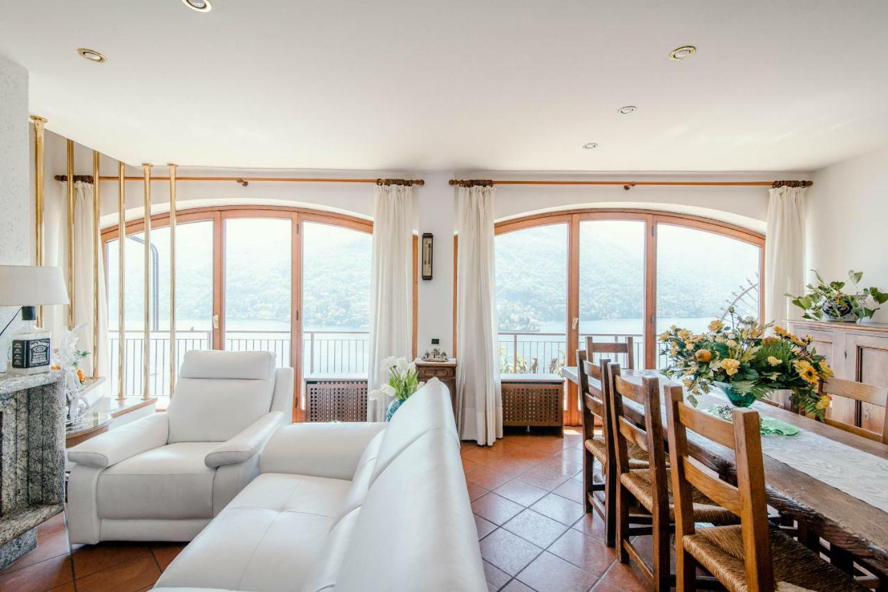 Villa Fantastica Carate Urio Bagian luar foto