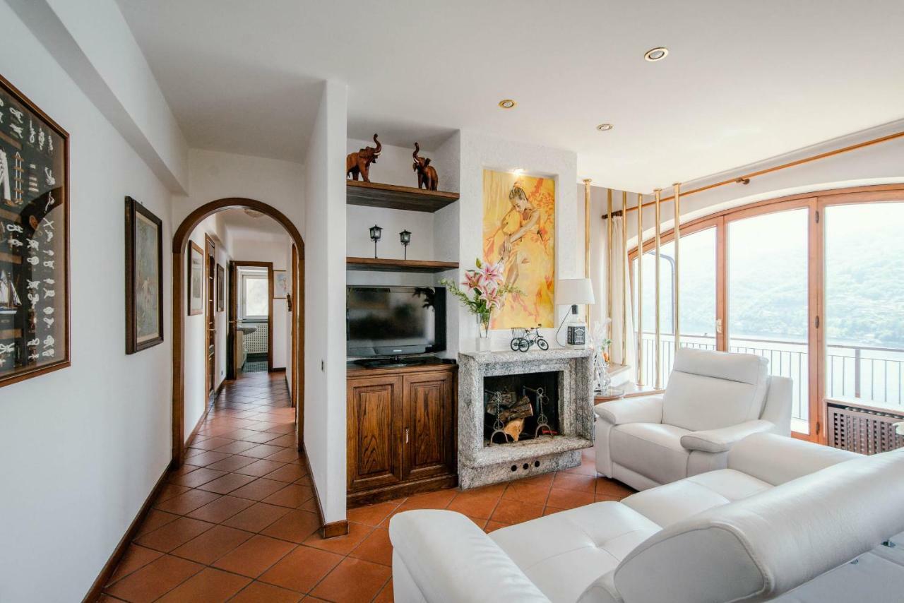 Villa Fantastica Carate Urio Bagian luar foto